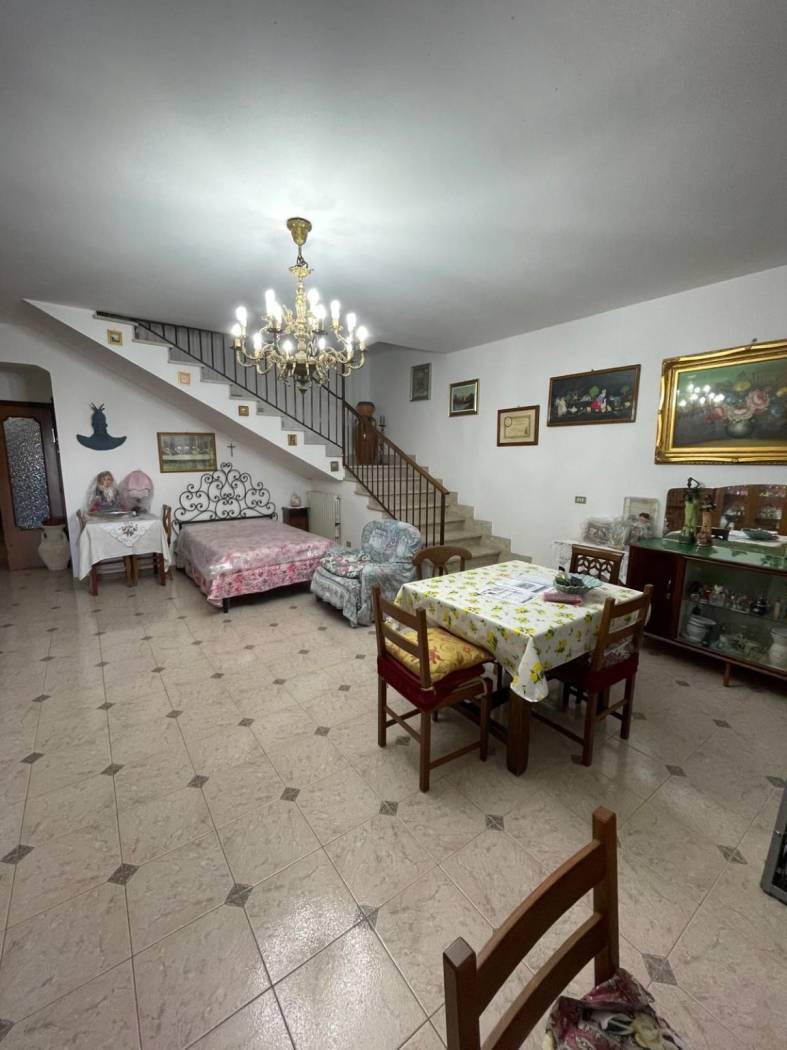 Salone