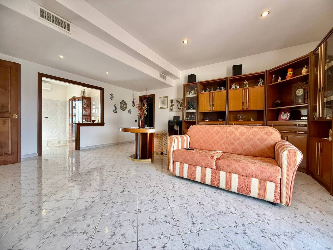 Salone