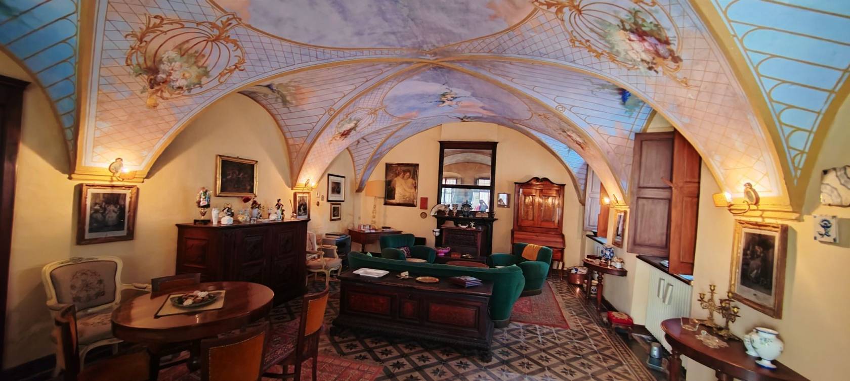 Salone