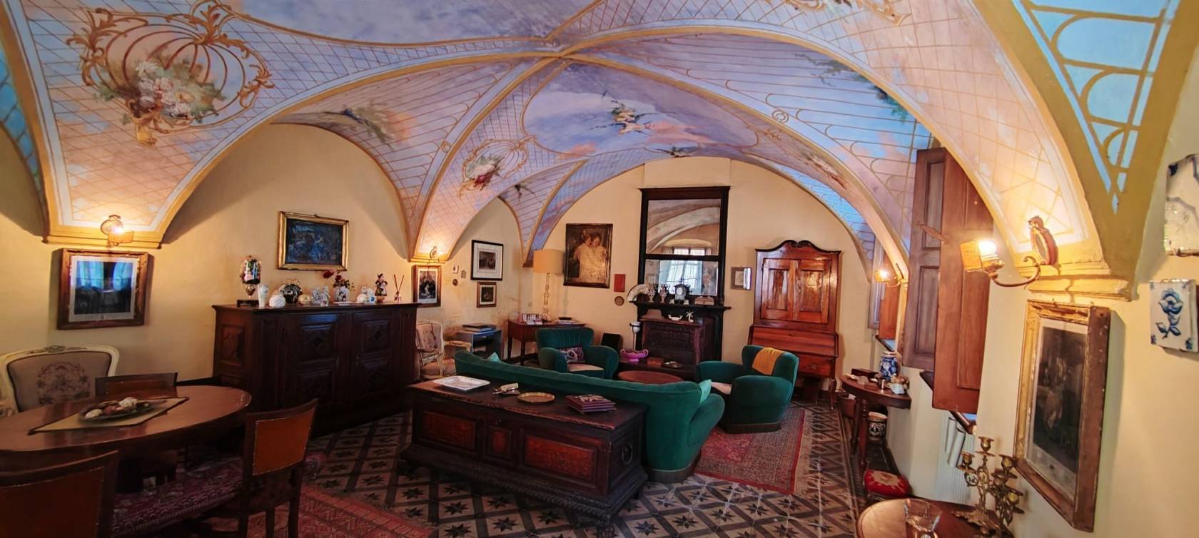 Salone