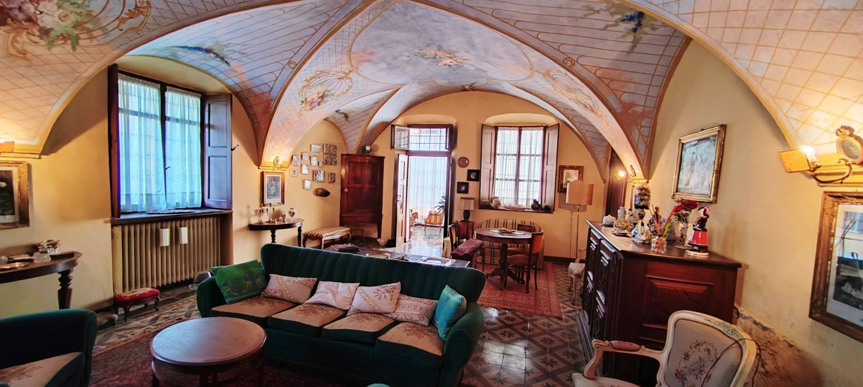 Salone