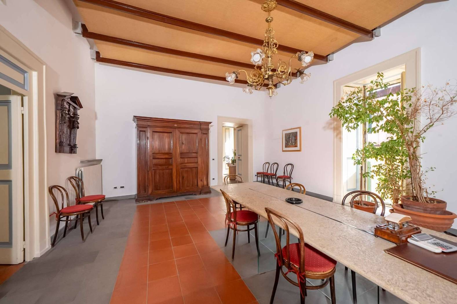 Salone Salone