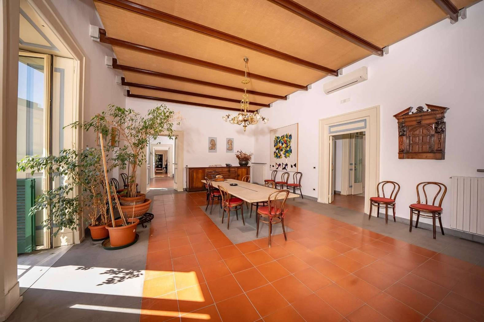 Salone Salone