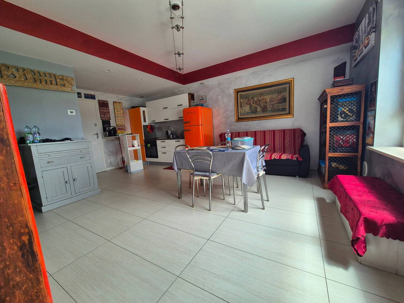 Salone Salone