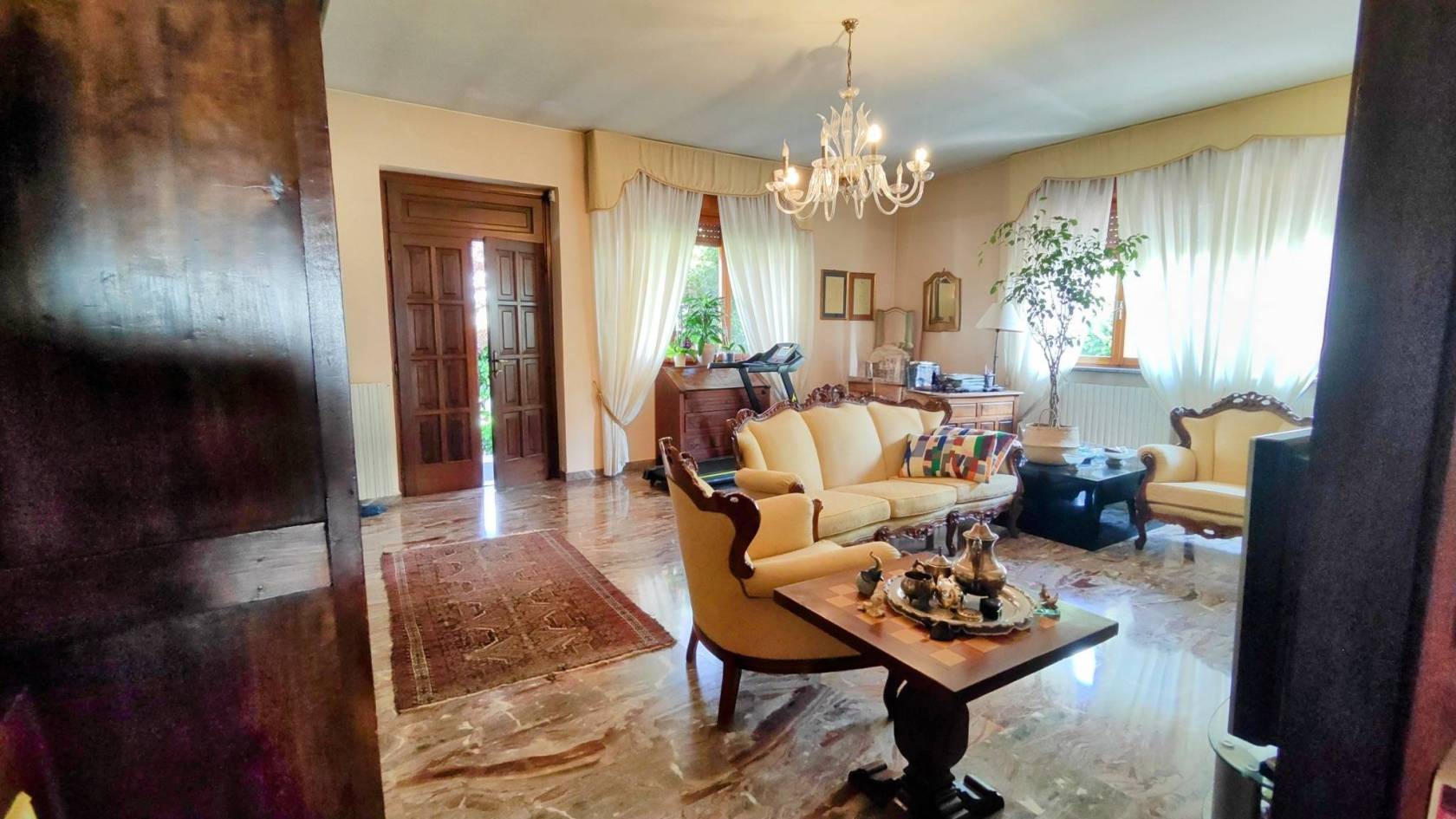 Salone Salone
