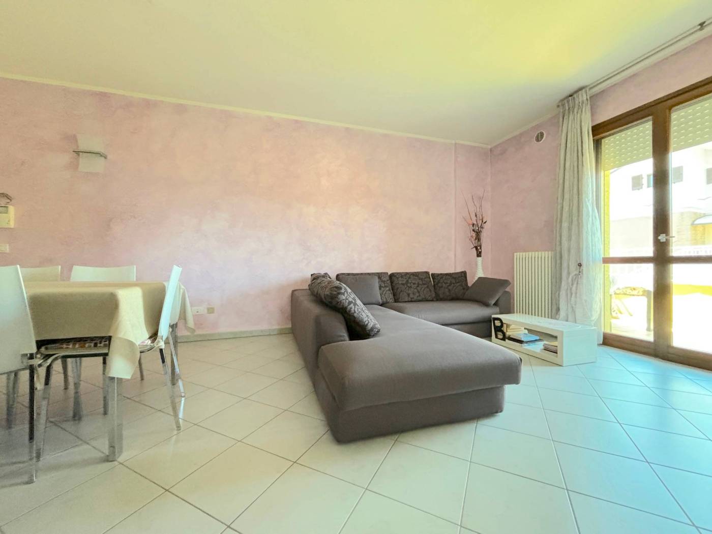 Salone