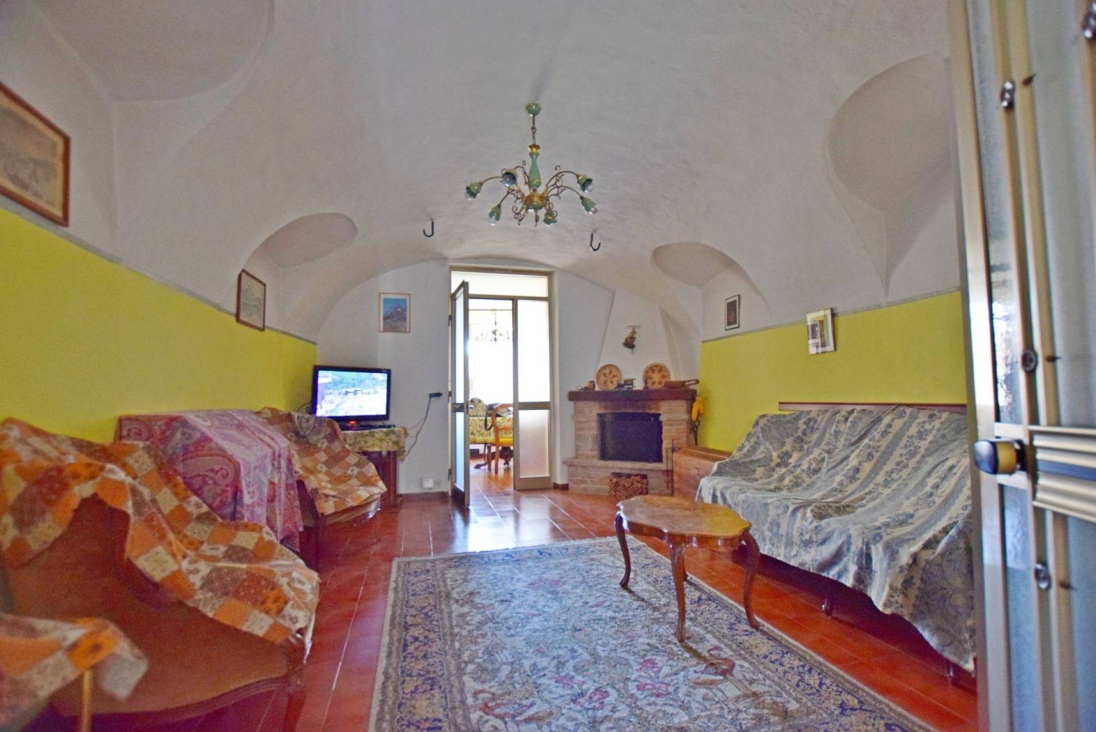 Salone