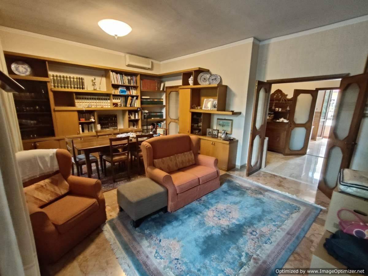 Salone