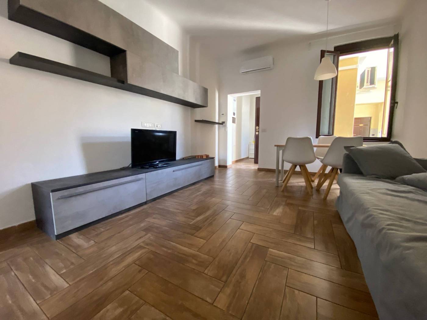 Salone