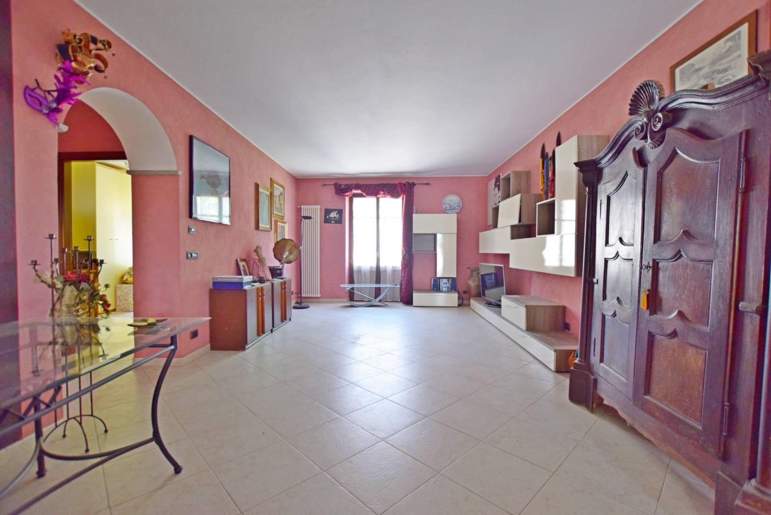 Salone