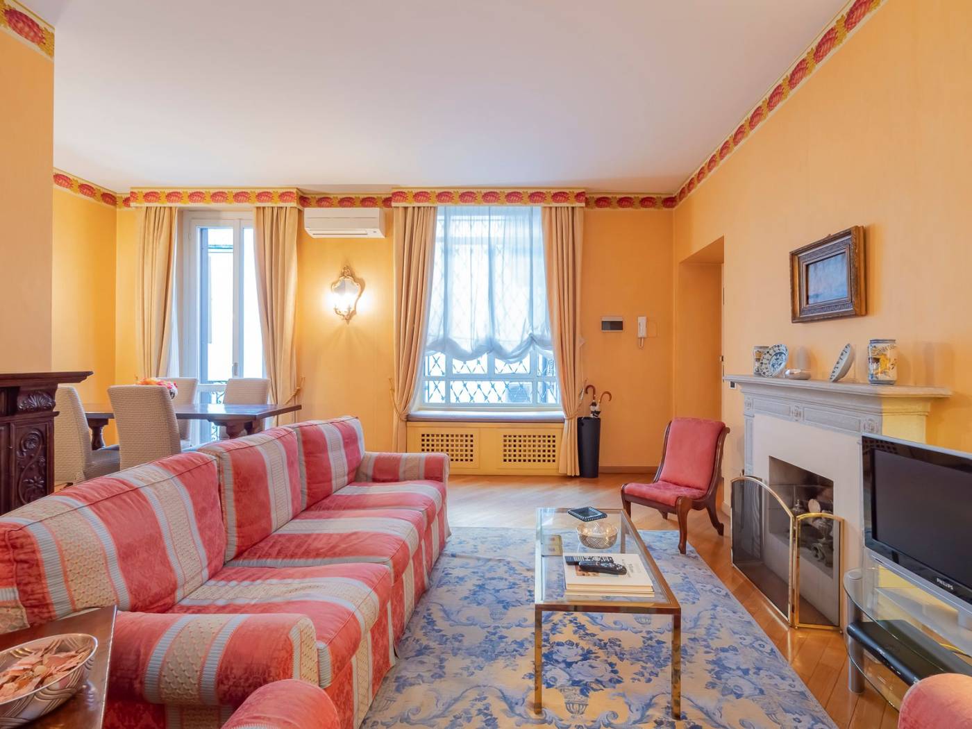 Salone