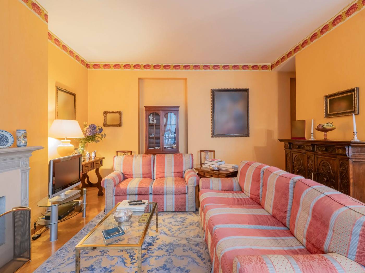 Salone