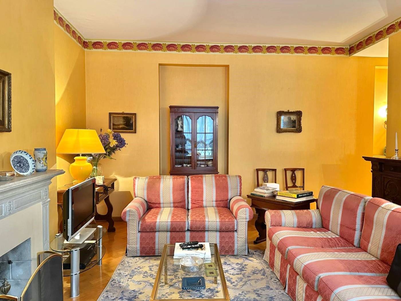 Salone