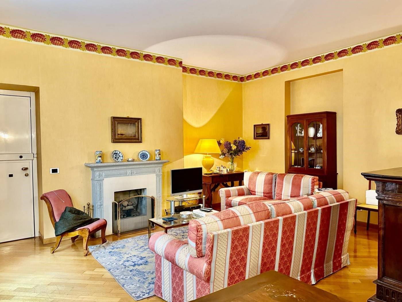 Salone