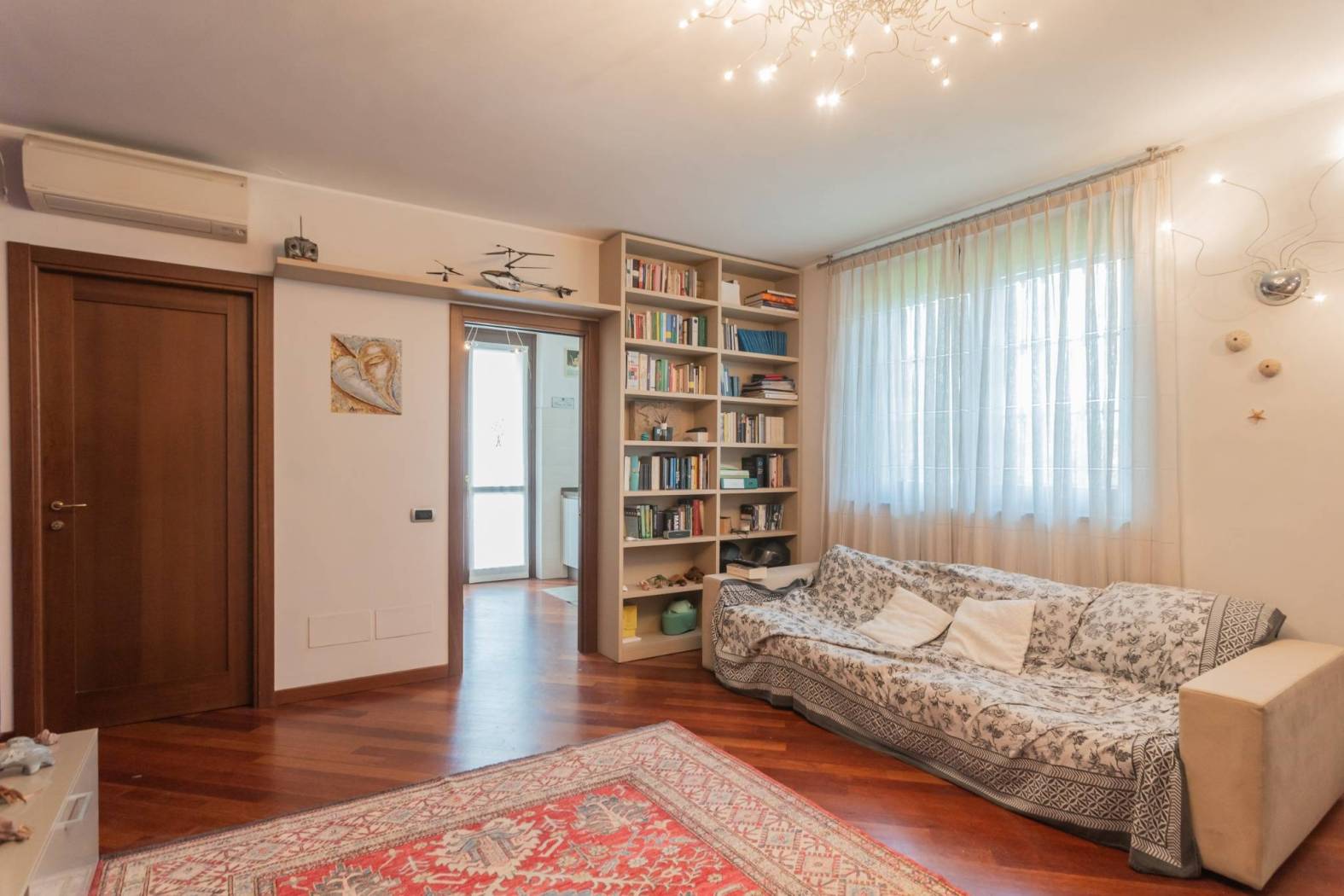 Salone