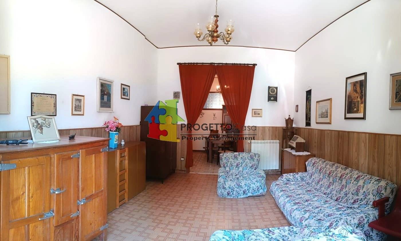 Salone