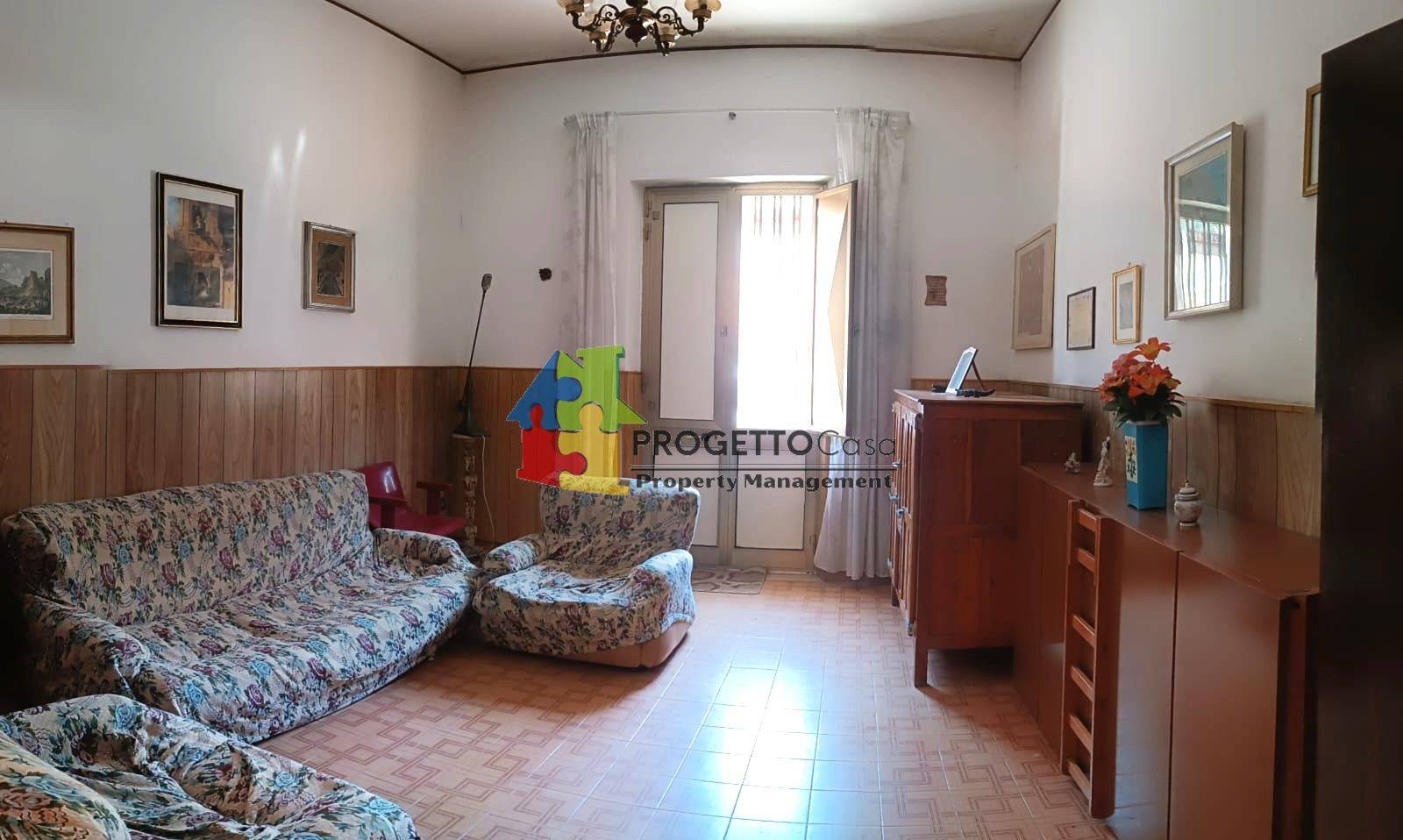 Salone
