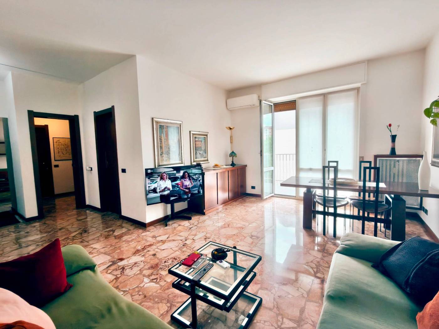 Salone