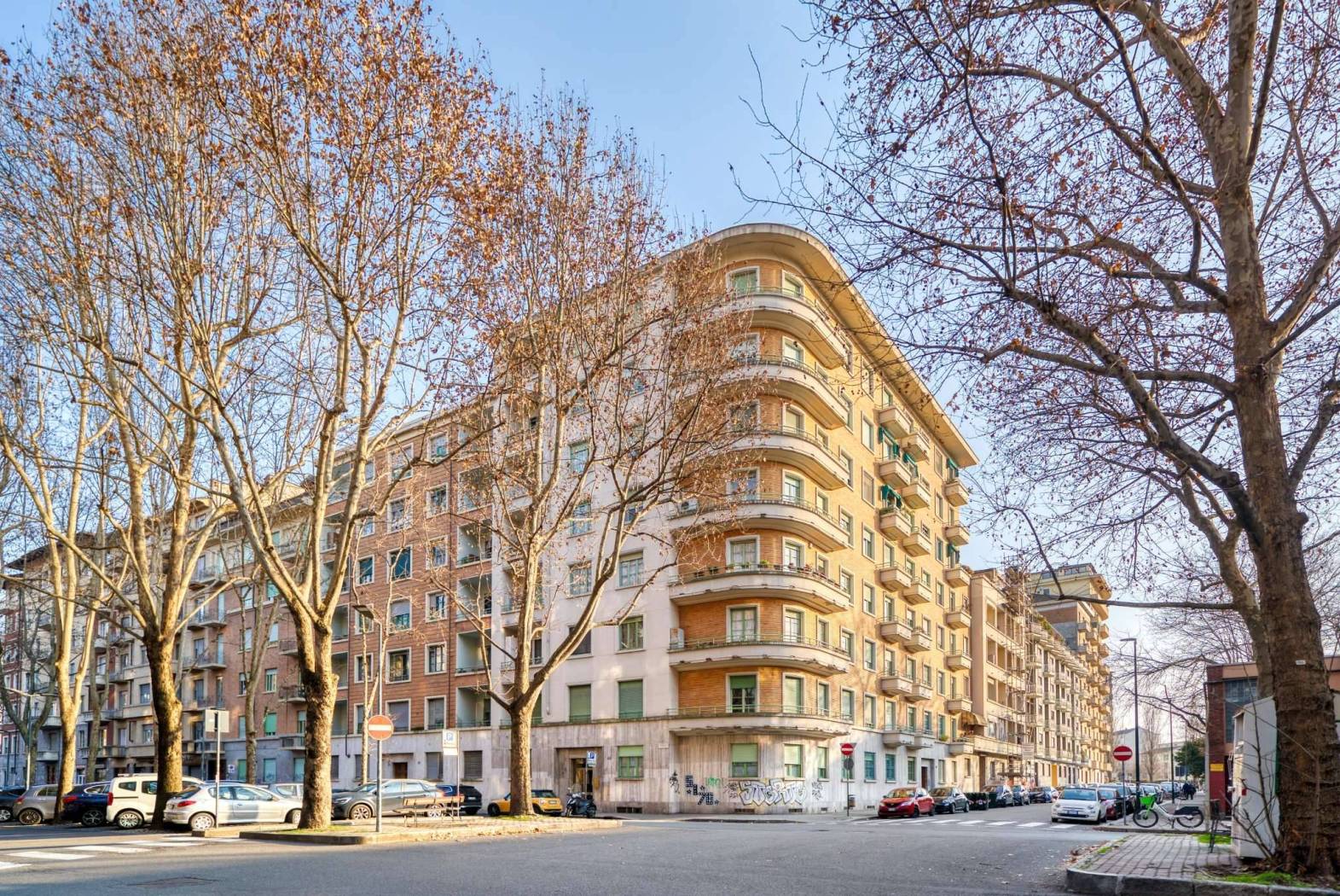Rif: CORSO ROSSELLI - Zona Crocetta, e precisamente in Corso Rosselli, nelle immediate vicinanze di Corso Re Umberto e Corso Duca degli Abruzzi, non 