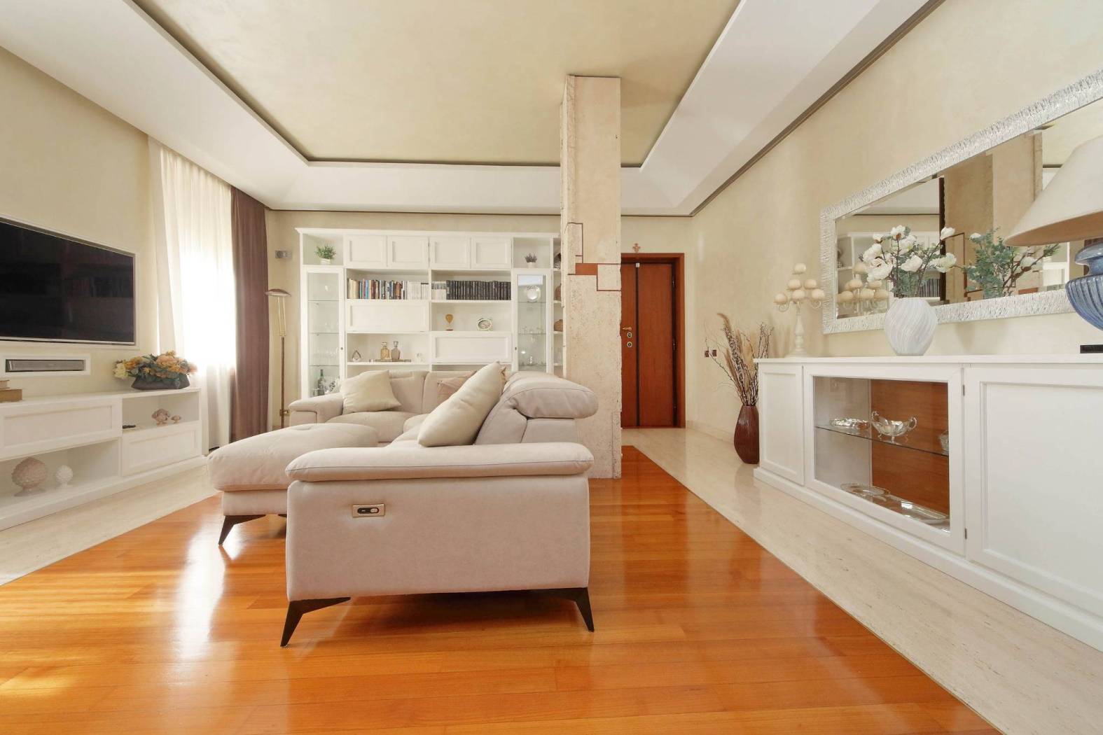 Salone