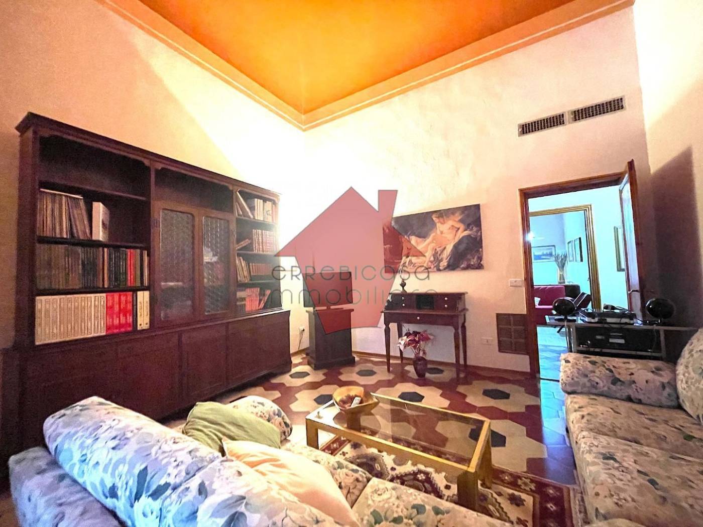 Salone