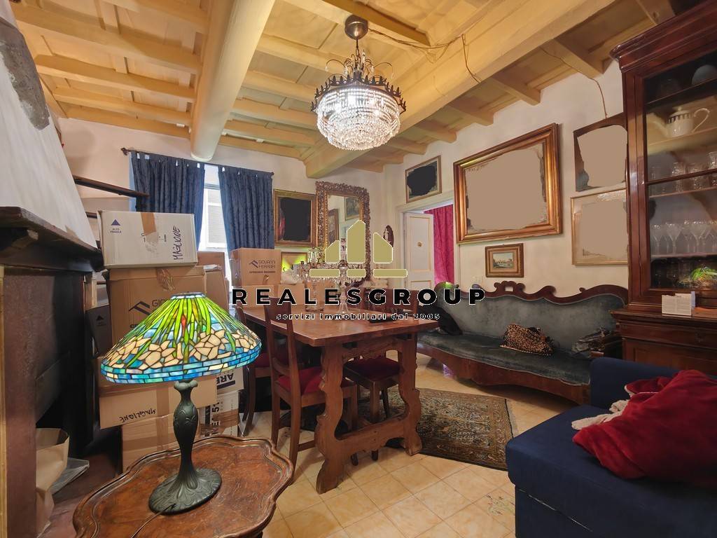 Salone