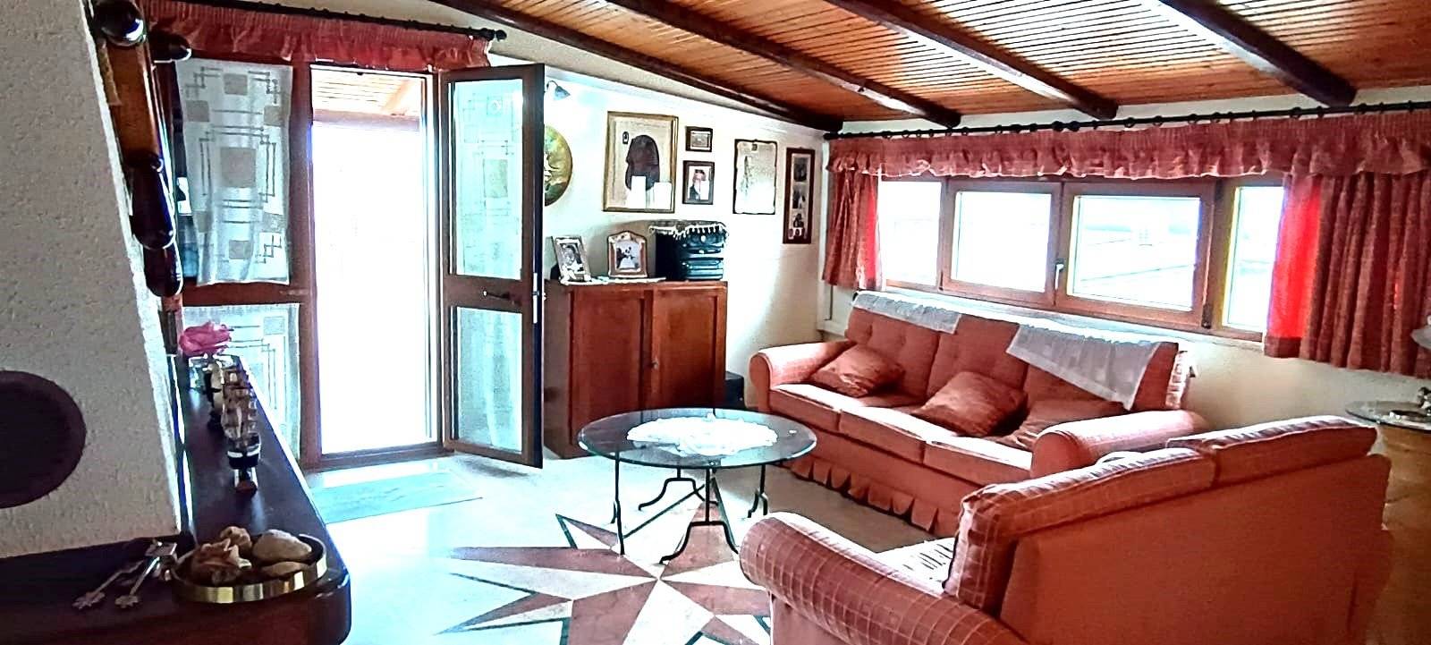 Salone