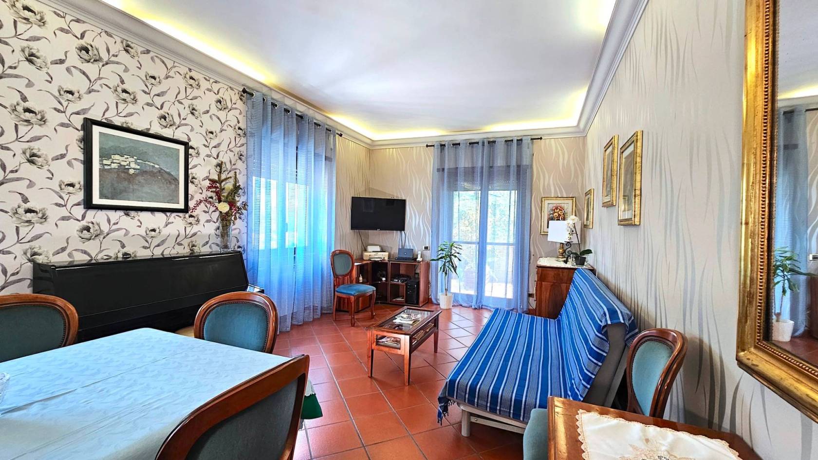Salone
