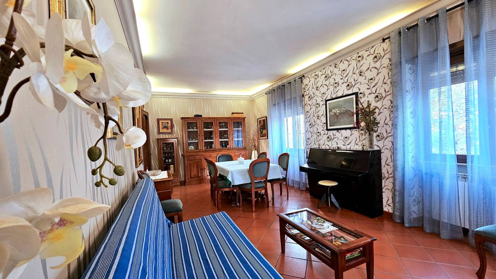Salone