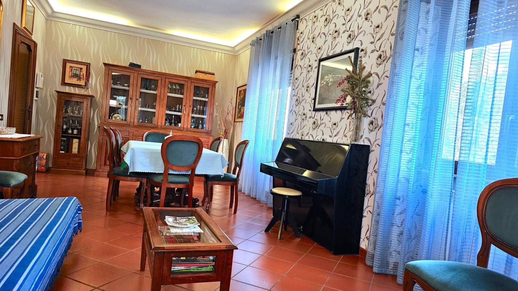 Salone