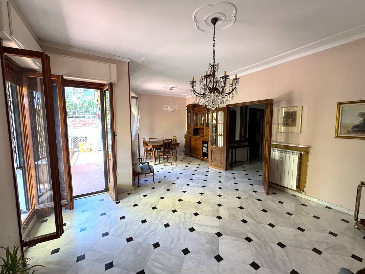 Salone