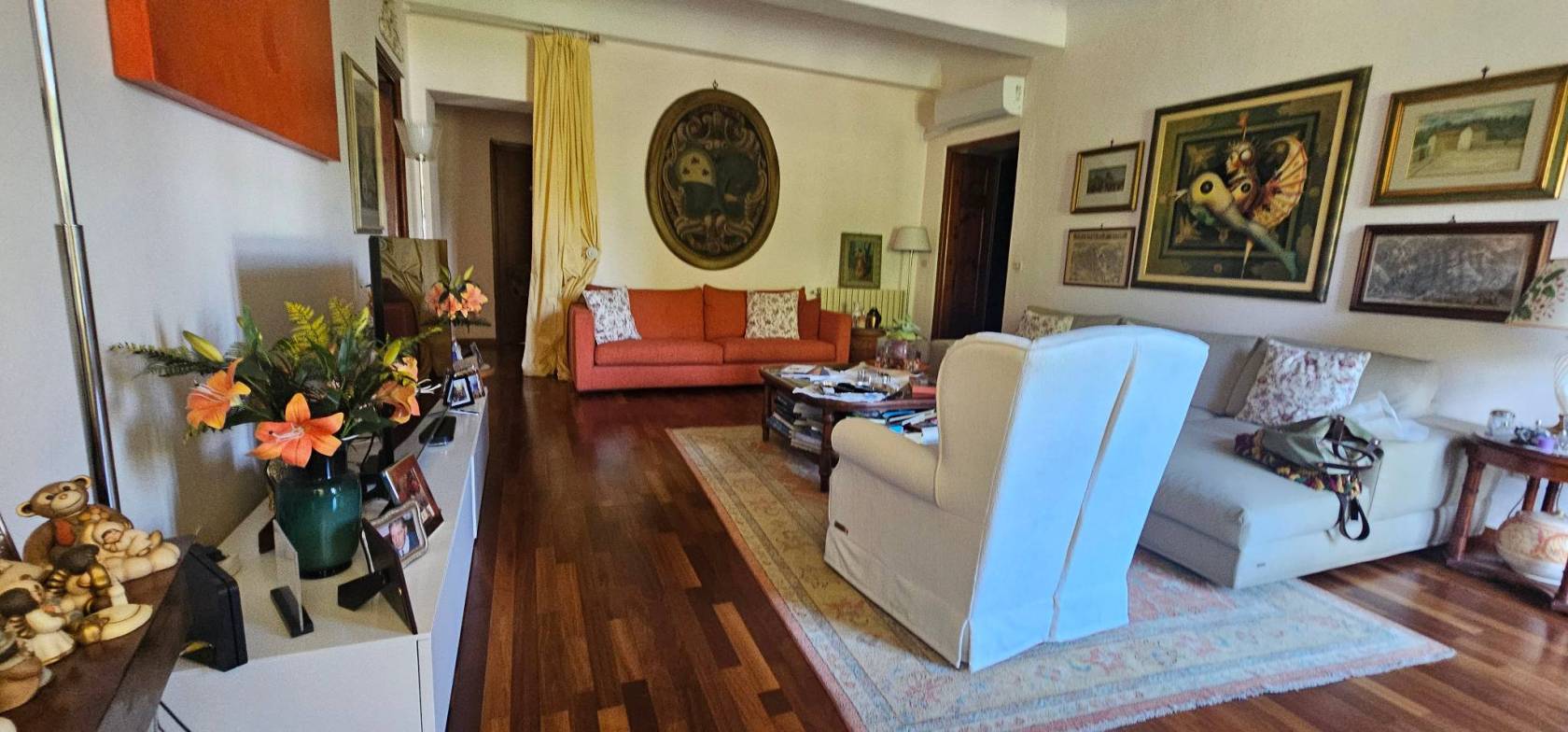 Salone