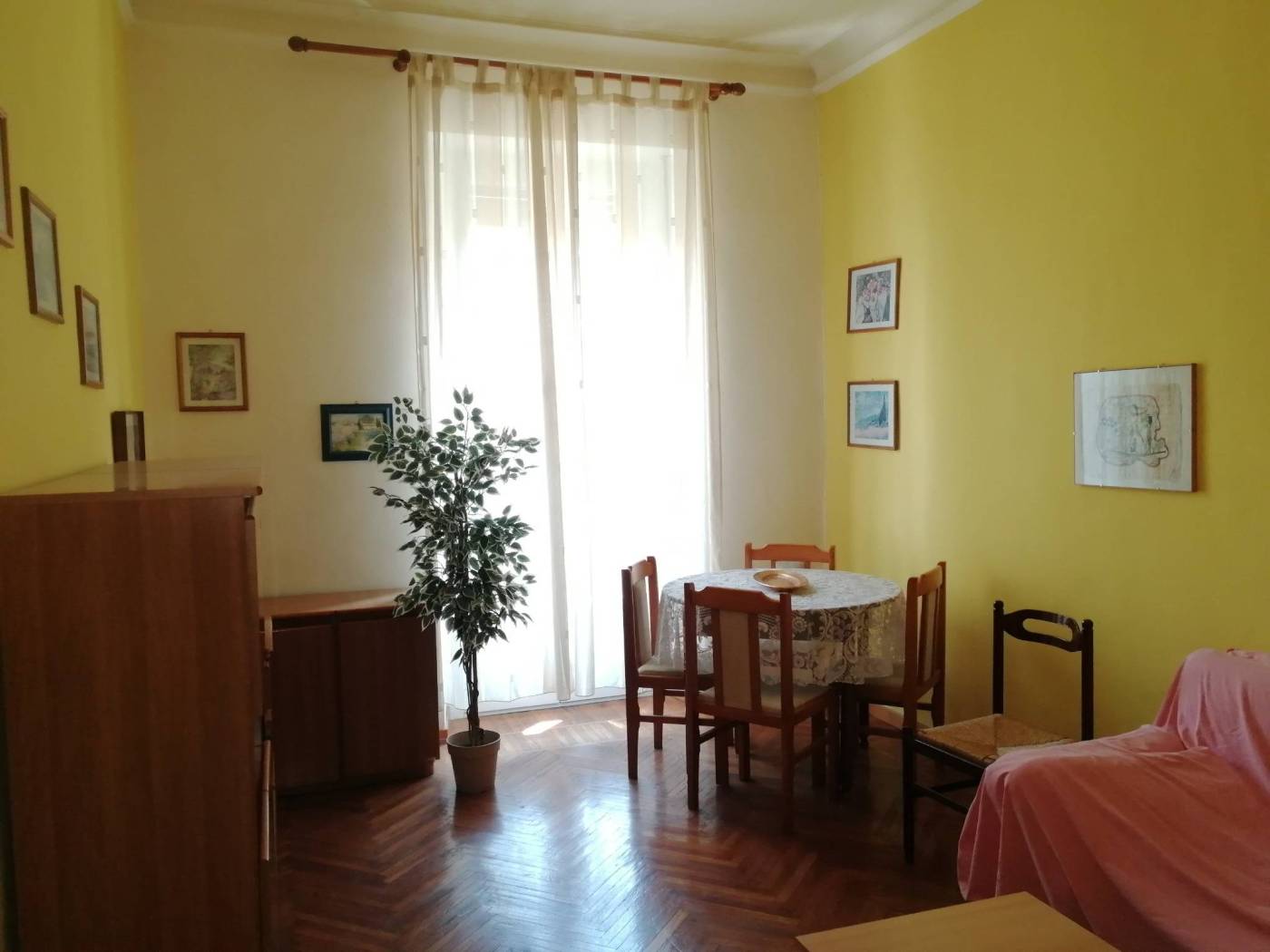 Salone