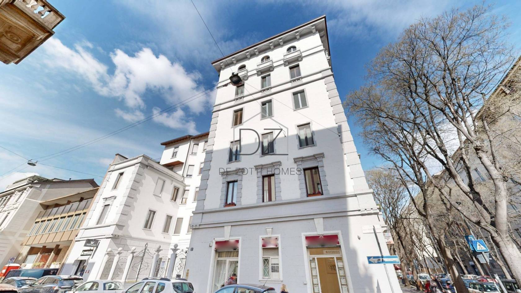 Via Mantegna 2 - in palazzo signorile, proponiamo in esclusiva trilocale completamente ristrutturato di circa 55 mq, posto al terzo piano con 