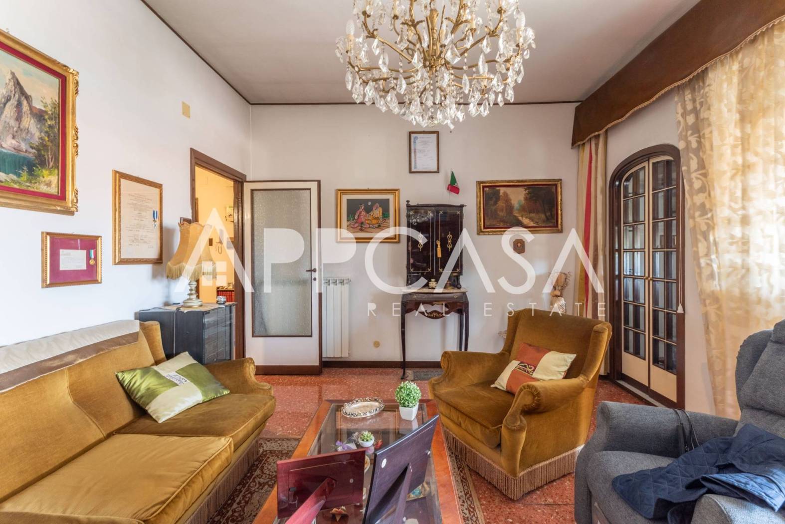 Salone