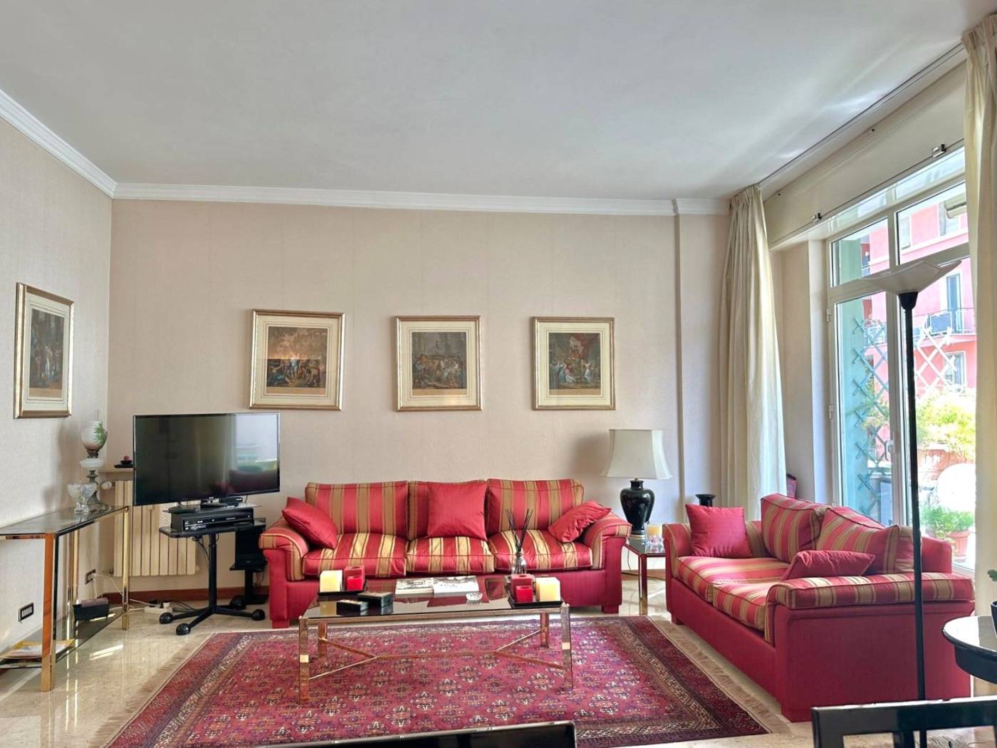 Salone