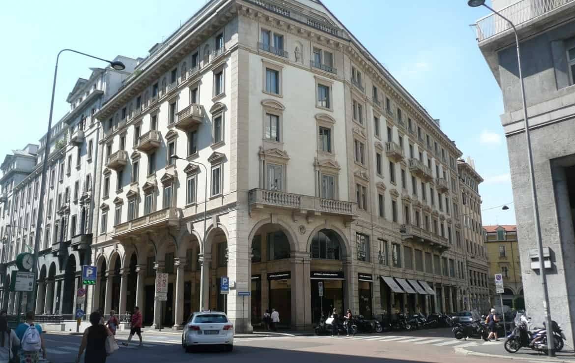 San Pietro all'Orto/Quadrilatero della Moda. Ufficio situato al 2° piano (3° catastale) con ingresso da via San Pietro all'Orto composto da ampio 