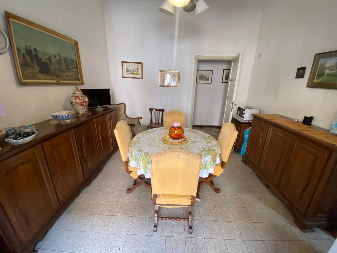 Salone