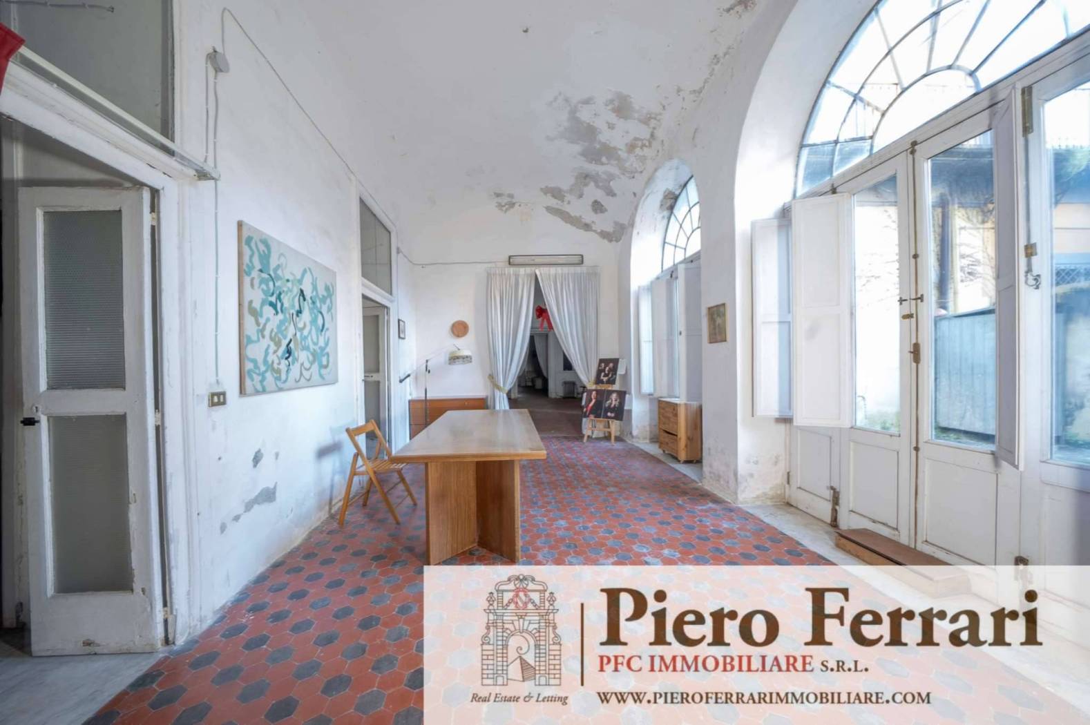 Interno non residenziale Interno non residenziale