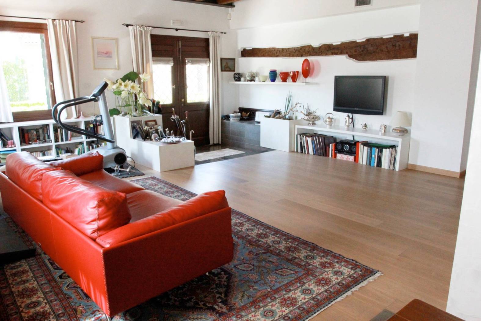 Salone