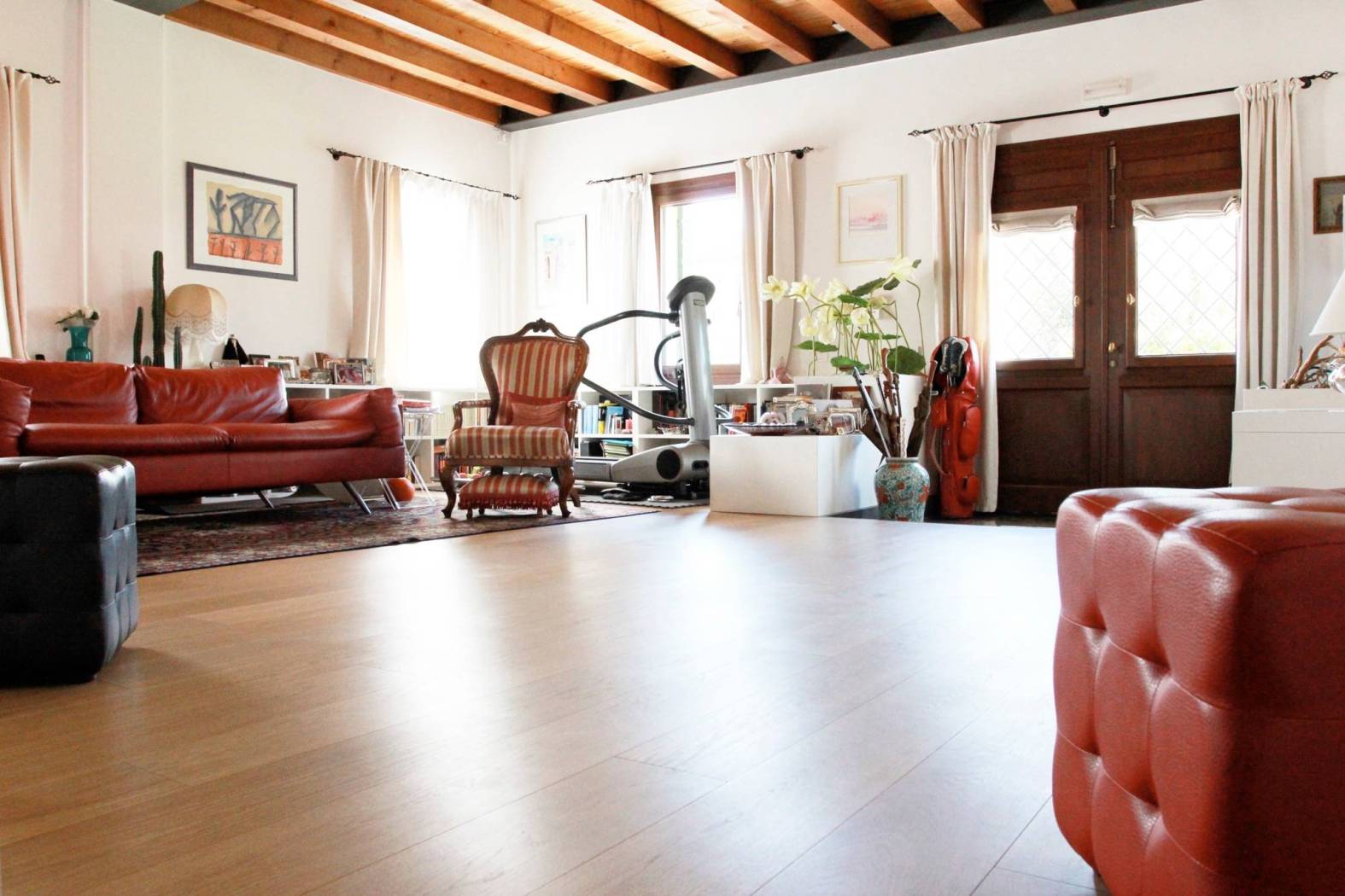 Salone