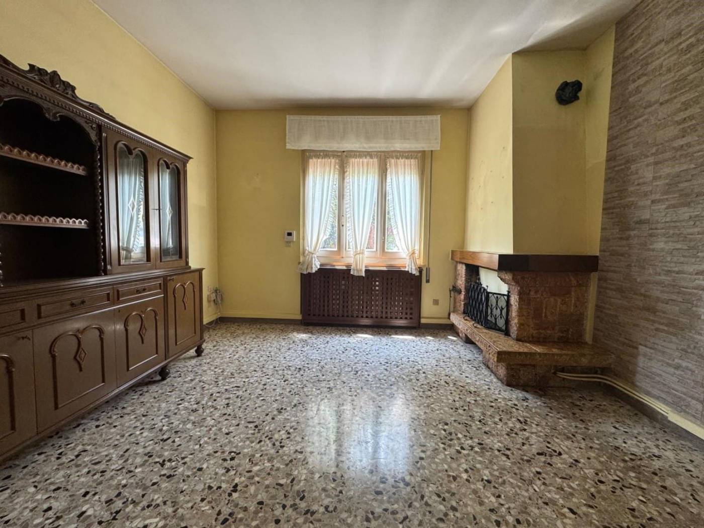 Salone