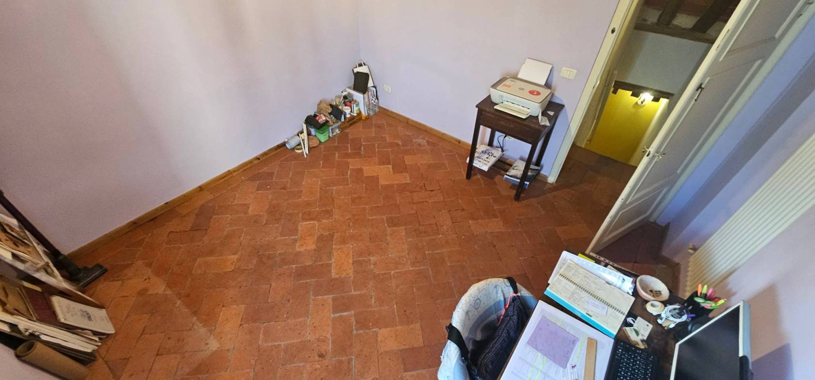 Stanza non arredata
