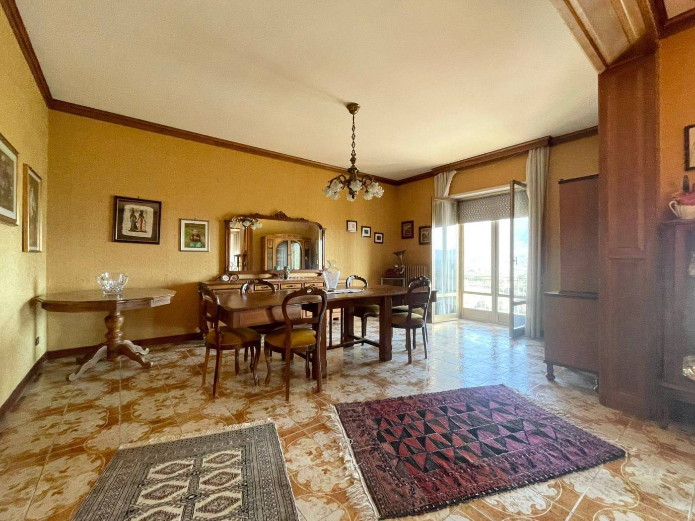 Salone