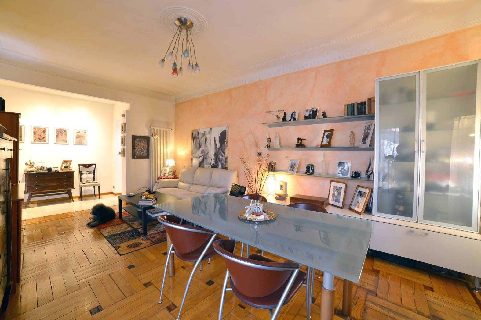 Salone