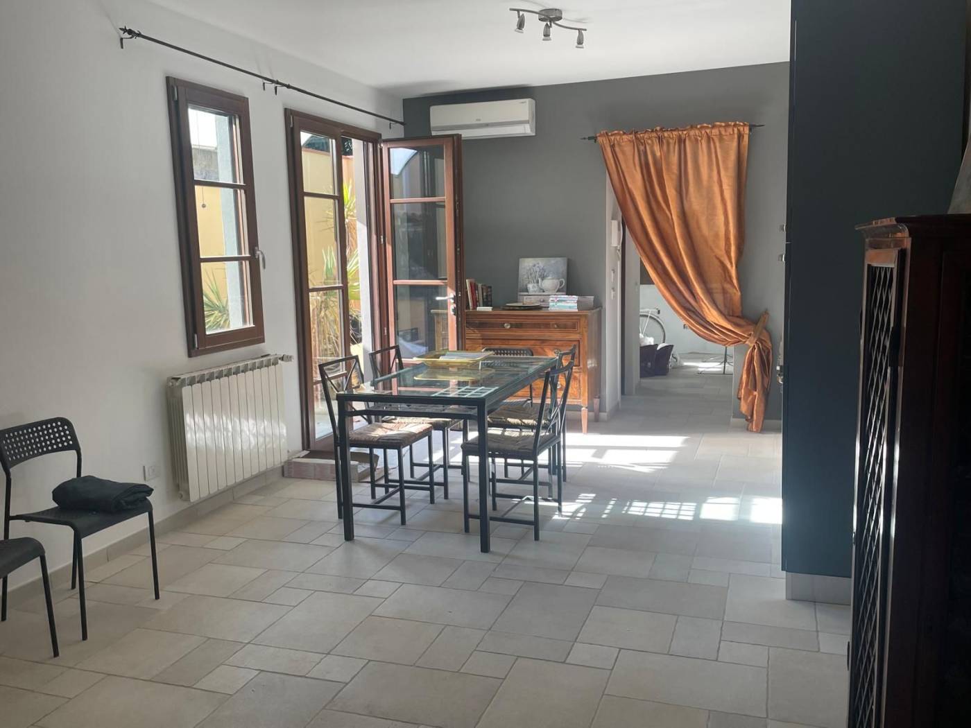 Salone