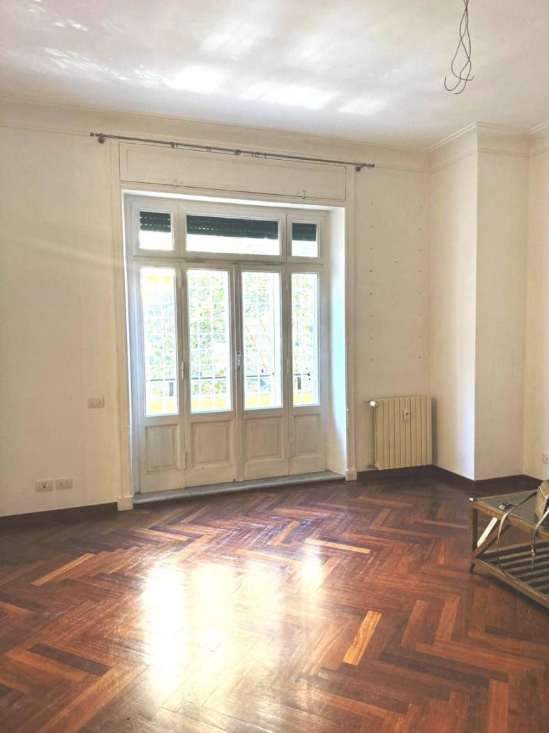 Stanza non arredata