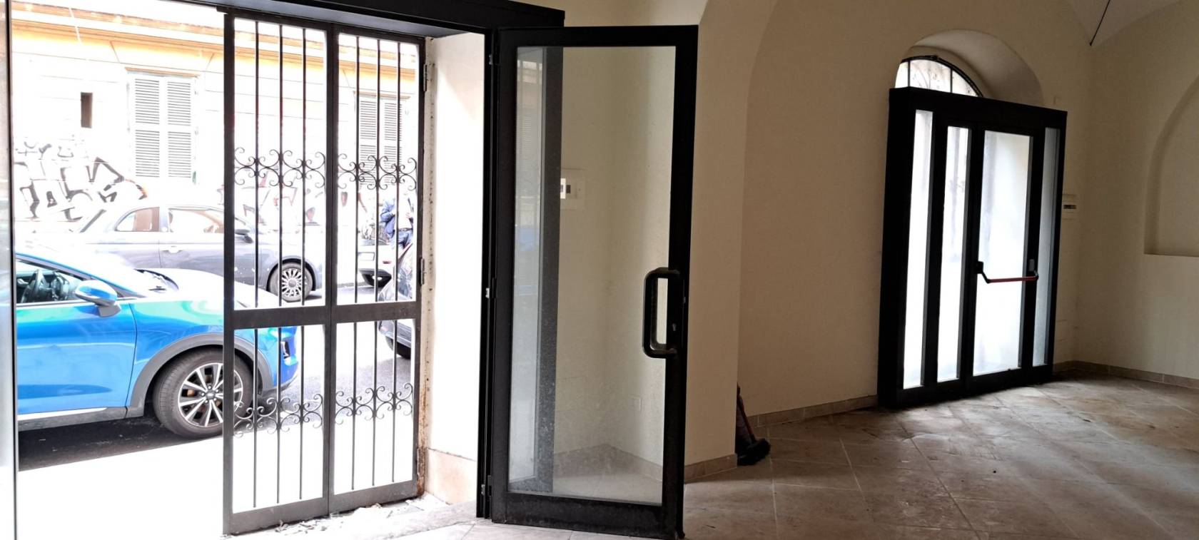 Interno non residenziale Interno non residenziale