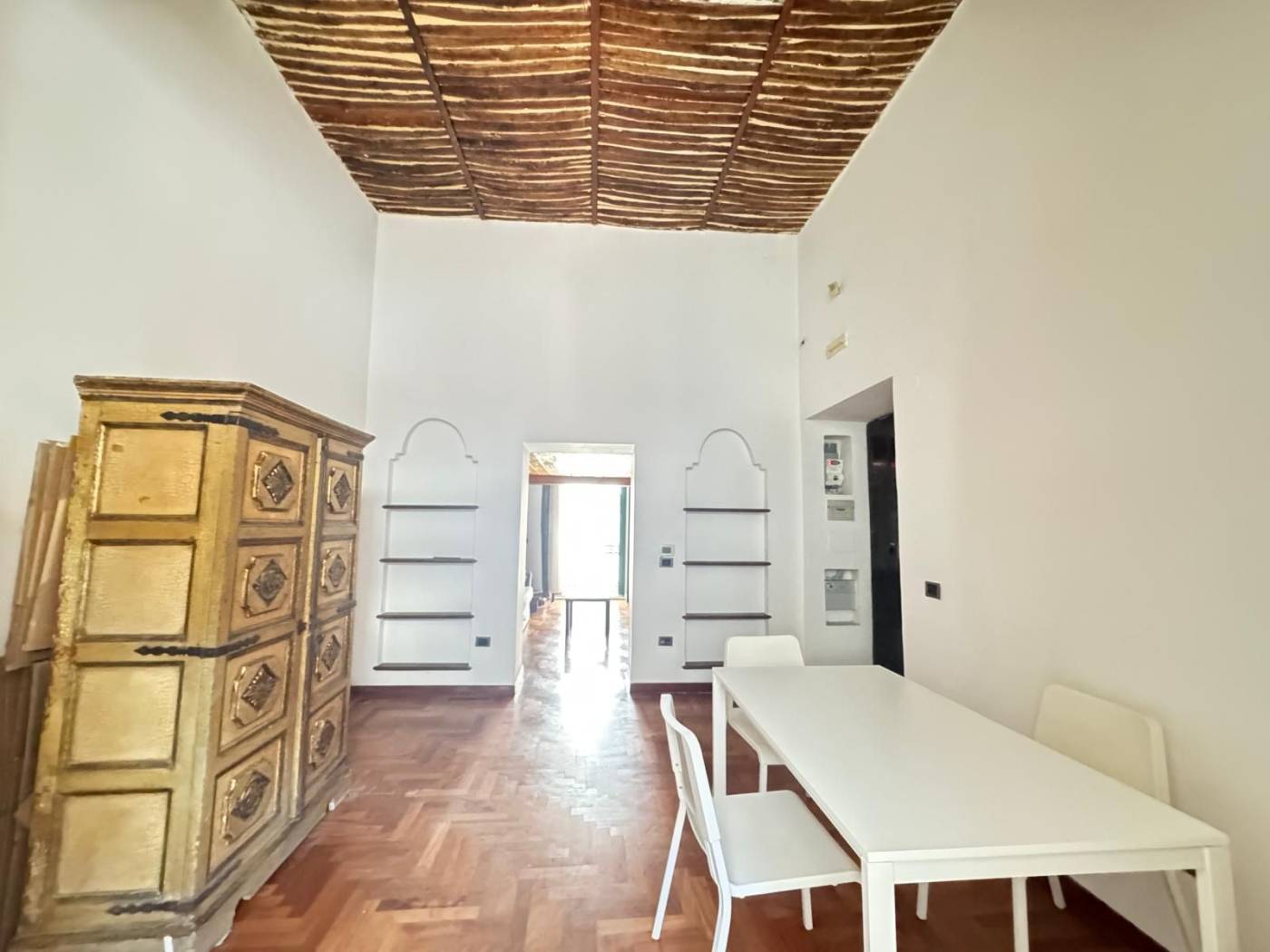 Salone