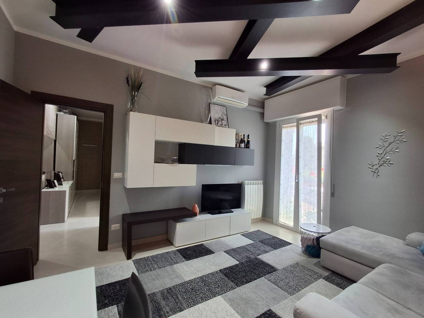 Salone